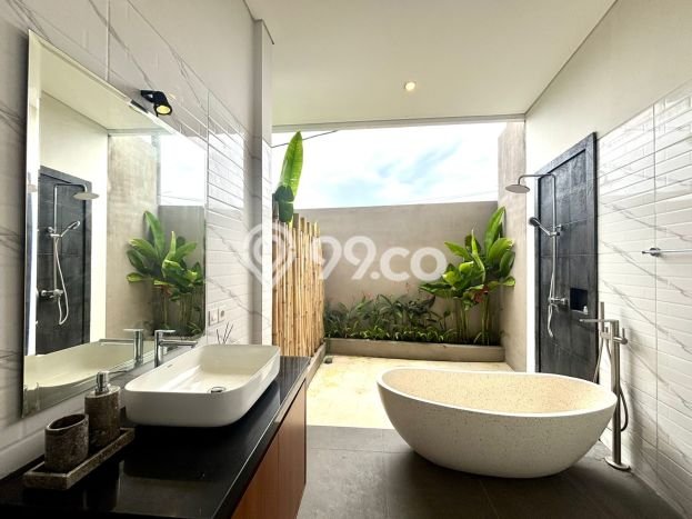 LOKASI PREMIUM! Vila di , Luas 0m2m², Akses ke Pusat Kota LOKASI PREMIUM! Vila di , Luas 0m2m², Akses ke Pusat Kota