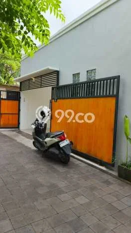 Disewakan! Rumah 2 Kamar Tidur &
2 Kamar Mandi di Sanur, Denpasar Disewakan! Rumah 2 Kamar Tidur &
2 Kamar Mandi di Sanur, Denpasar