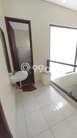 Disewakan! Rumah 4 Kamar Tidur &
3 Kamar Mandi di Renon, Denpasar Disewakan! Rumah 4 Kamar Tidur &
3 Kamar Mandi di Renon, Denpasar