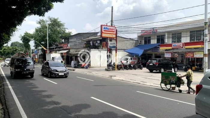 Ruko Dijual di Jakarta Selatan LT 167m2 & LB 334m2 Lokasi Terbaik! Ruko Dijual di Jakarta Selatan LT 167m2 & LB 334m2 Lokasi Terbaik!