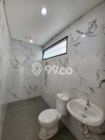 For Sale! Luxury House LT 180m2 Desain Modern di Sektor 9-Bintaro For Sale! Luxury House LT 180m2 Desain Modern di Sektor 9-Bintaro