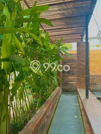 Rumah Mewah LB 380m2 Siap Huni Desain Elegan di Pesanggrahan, Jakarta Barat Rumah Mewah LB 380m2 Siap Huni Desain Elegan di Pesanggrahan, Jakarta Barat