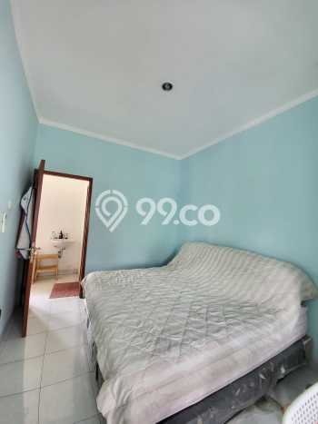 Rumah Strategis di Sektor 9-Bintaro, Tangerang Selatan, Luas 105m² LB 90m² - HARGA NEGO! Rumah Strategis di Sektor 9-Bintaro, Tangerang Selatan, Luas 105m² LB 90m² - HARGA NEGO!