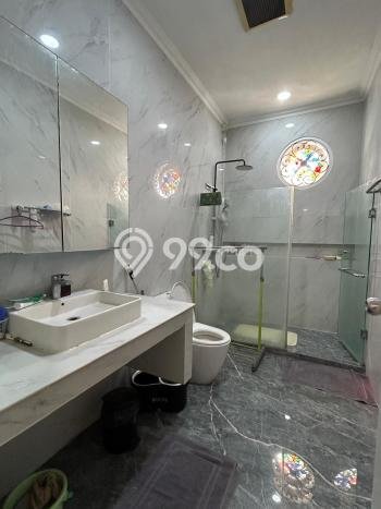 Jual Rumah Mewah Megah Dengan View Eksklusif di Sektor 9-Bintaro, Tangerang Selatan Jual Rumah Mewah Megah Dengan View Eksklusif di Sektor 9-Bintaro, Tangerang Selatan