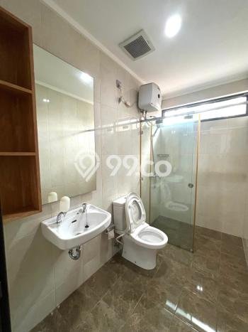 Hunian Mewah LB 99m2 Siap Huni Desain Elegan di Sektor 8 - Bintaro, Tangerang Selatan Hunian Mewah LB 99m2 Siap Huni Desain Elegan di Sektor 8 - Bintaro, Tangerang Selatan
