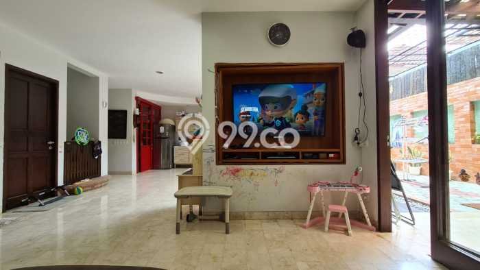 Jual Rumah Luas Megah Dengan View Eksklusif di Bintaro, Tangerang Selatan Jual Rumah Luas Megah Dengan View Eksklusif di Bintaro, Tangerang Selatan