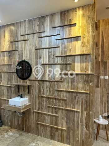 Ready to Use! Premium House LT 248m2 Desain Elegan di Pejaten Ready to Use! Premium House LT 248m2 Desain Elegan di Pejaten
