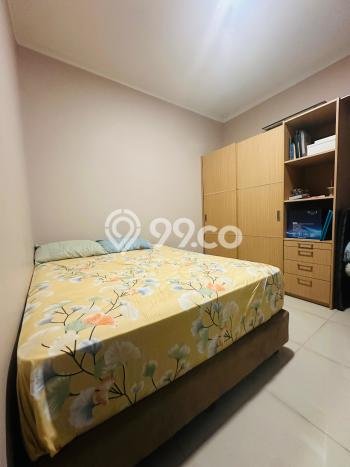 Hunian Elit LB 180m2 Siap Huni Desain Elegan di Bintaro, Tangerang Selatan Hunian Elit LB 180m2 Siap Huni Desain Elegan di Bintaro, Tangerang Selatan