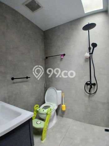 Jual Rumah Luas Megah Dengan View Cantik di Bintaro, Tangerang Selatan Jual Rumah Luas Megah Dengan View Cantik di Bintaro, Tangerang Selatan