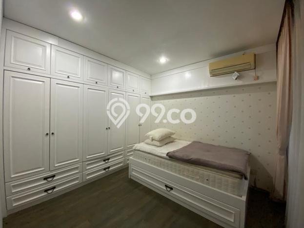 Hunian Elit LB 178m2 Siap Pakai Desain Elegan di Mampang, Jakarta Selatan Hunian Elit LB 178m2 Siap Pakai Desain Elegan di Mampang, Jakarta Selatan