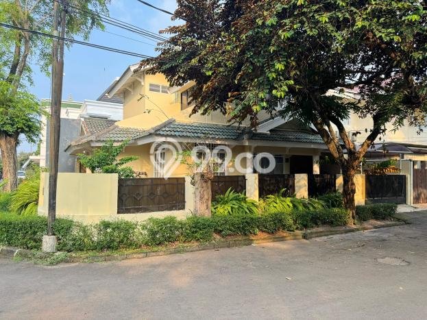 Hunian Mewah LB 150m2 Siap Pakai Desain Elegan di Bintaro, Tangerang Selatan Hunian Mewah LB 150m2 Siap Pakai Desain Elegan di Bintaro, Tangerang Selatan