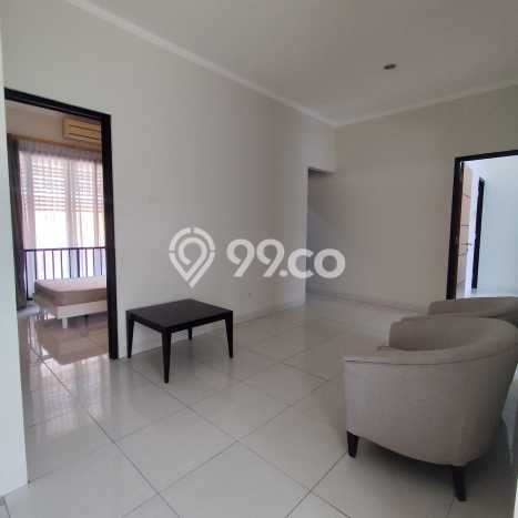 Rumah Elit LB 142m2 Siap Pakai Desain Elegan di Bintaro, Tangerang Selatan Rumah Elit LB 142m2 Siap Pakai Desain Elegan di Bintaro, Tangerang Selatan