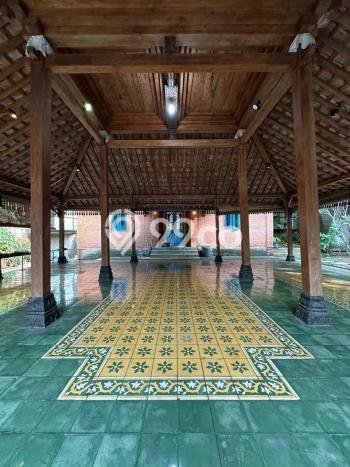Rumah Luxury Modern Siap Huni di Bintaro Tangerang Selatan Rumah Luxury Modern Siap Huni di Bintaro Tangerang Selatan