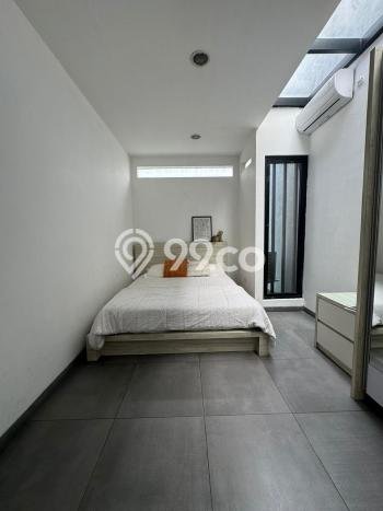 Jual Rumah Mewah Megah Dengan View Cantik di Bintaro, Tangerang Selatan Jual Rumah Mewah Megah Dengan View Cantik di Bintaro, Tangerang Selatan