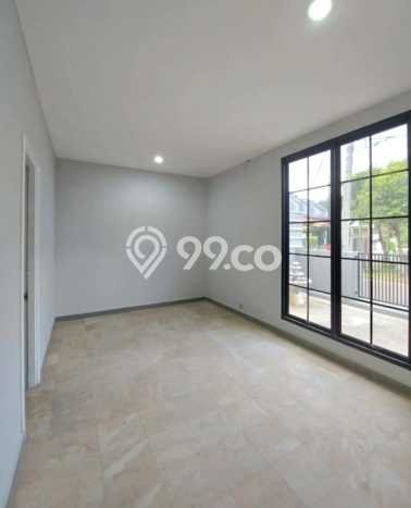 Jual Rumah Mewah Elegan Dengan View Cantik di Sektor 5 - Bintaro, Tangerang Selatan Jual Rumah Mewah Elegan Dengan View Cantik di Sektor 5 - Bintaro, Tangerang Selatan