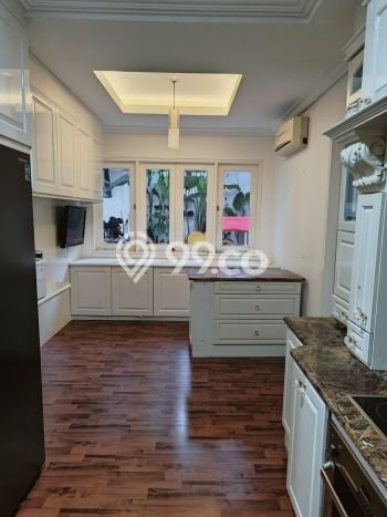 Rumah Luxury Modern Tanpa Renovasi di Bintaro Tangerang Selatan Rumah Luxury Modern Tanpa Renovasi di Bintaro Tangerang Selatan