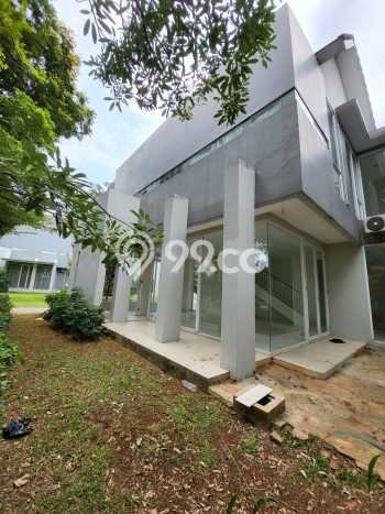 Rumah Elit LB 150m2 Siap Huni Desain Elegan di Bintaro, Tangerang Selatan Rumah Elit LB 150m2 Siap Huni Desain Elegan di Bintaro, Tangerang Selatan