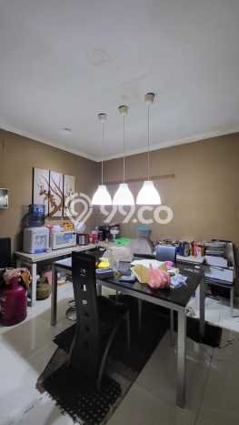 Rumah Elit LB 180m2 Siap Pakai Desain Elegan di Bintaro, Tangerang Selatan Rumah Elit LB 180m2 Siap Pakai Desain Elegan di Bintaro, Tangerang Selatan
