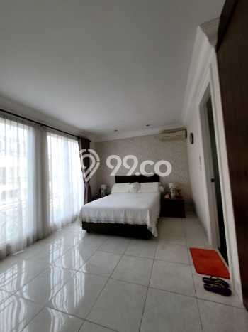 Jual Rumah Mewah Elegan Dengan View Eksklusif di Bintaro, Tangerang Selatan Jual Rumah Mewah Elegan Dengan View Eksklusif di Bintaro, Tangerang Selatan
