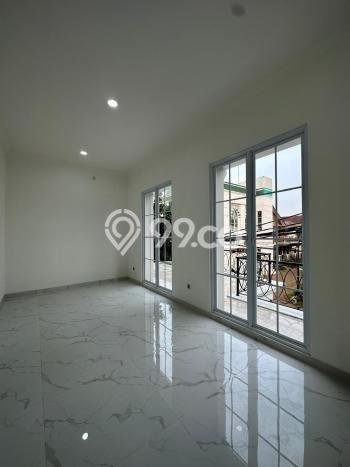 Dijual Rumah Luas Elegan Dengan View Eksklusif di Bintaro, Tangerang Selatan Dijual Rumah Luas Elegan Dengan View Eksklusif di Bintaro, Tangerang Selatan