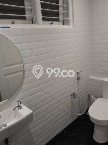 Rumah Elit Modern Siap Huni di Bintaro Tangerang Selatan Rumah Elit Modern Siap Huni di Bintaro Tangerang Selatan