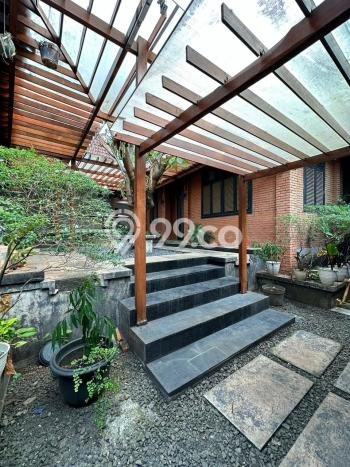 Rumah Luxury Modern Siap Huni di Bintaro Tangerang Selatan Rumah Luxury Modern Siap Huni di Bintaro Tangerang Selatan
