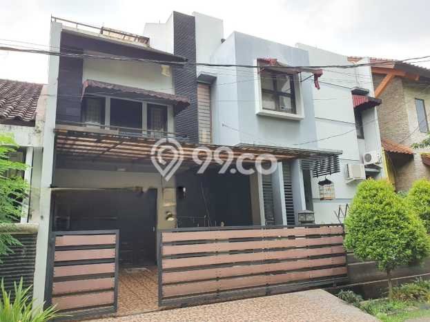 Ready to Use! Premium House LT 144m2 Desain Elegan di Bintaro Ready to Use! Premium House LT 144m2 Desain Elegan di Bintaro