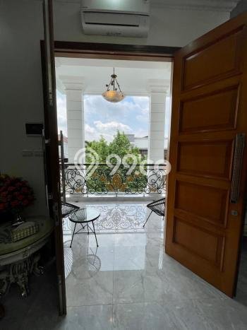 Rumah Elit Modern Siap Huni di Bintaro Tangerang Selatan Rumah Elit Modern Siap Huni di Bintaro Tangerang Selatan