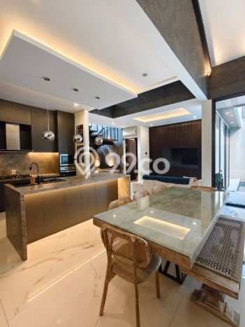 Rumah Luxury Modern Siap Huni di Bintaro Tangerang Selatan Rumah Luxury Modern Siap Huni di Bintaro Tangerang Selatan