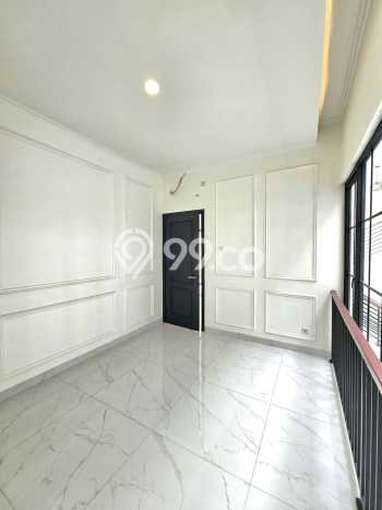 Rumah Luxury Modern Siap Huni di Bintaro Tangerang Selatan Rumah Luxury Modern Siap Huni di Bintaro Tangerang Selatan
