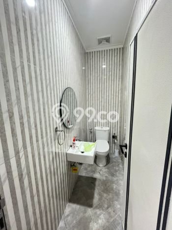 Rumah Elit LB 240m2 Siap Pakai Desain Elegan di Sektor 9-Bintaro, Tangerang Selatan Rumah Elit LB 240m2 Siap Pakai Desain Elegan di Sektor 9-Bintaro, Tangerang Selatan