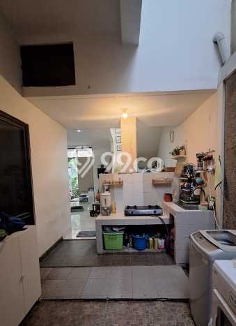 For Sale Hunian Rumah Terawat 3 Kamar di Sektor 9-Bintaro, Tangerang Selatan For Sale Hunian Rumah Terawat 3 Kamar di Sektor 9-Bintaro, Tangerang Selatan