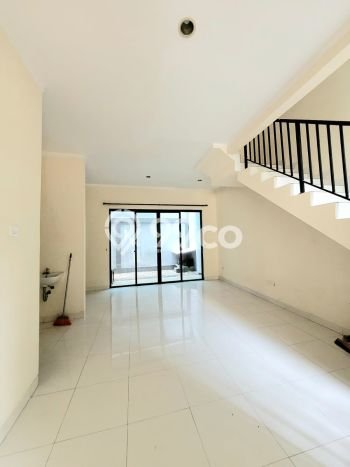 For Sale! Luxury House LT 105m2 Desain Elegan di Sektor 9-Bintaro For Sale! Luxury House LT 105m2 Desain Elegan di Sektor 9-Bintaro
