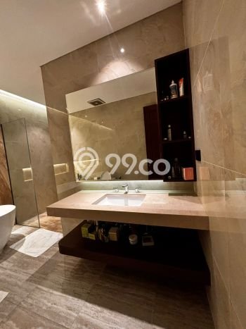 Dijual Rumah Premium dengan Fasilitas Sekitar Komplit di Kebon Jeruk, Jakarta Barat Dijual Rumah Premium dengan Fasilitas Sekitar Komplit di Kebon Jeruk, Jakarta Barat