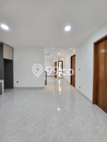 For Sale Rumah Mewah Exclusive di Serpong Utara, Tangerang Selatan For Sale Rumah Mewah Exclusive di Serpong Utara, Tangerang Selatan