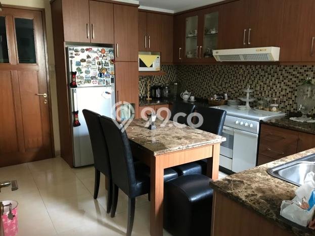 Rumah Mewah LB 250m2 Siap Pakai Desain Elegan di Bintaro, Tangerang Selatan Rumah Mewah LB 250m2 Siap Pakai Desain Elegan di Bintaro, Tangerang Selatan