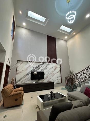Jual Rumah Mewah Megah Dengan View Eksklusif di Sektor 9-Bintaro, Tangerang Selatan Jual Rumah Mewah Megah Dengan View Eksklusif di Sektor 9-Bintaro, Tangerang Selatan