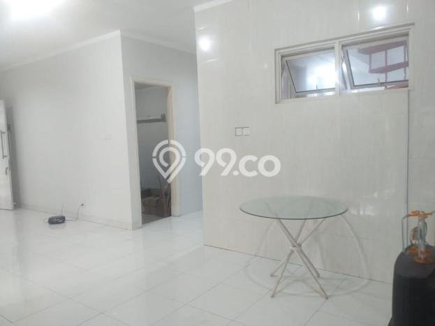 Hunian Mewah LB 200m2 Siap Huni Desain Elegan di Bintaro, Tangerang Selatan Hunian Mewah LB 200m2 Siap Huni Desain Elegan di Bintaro, Tangerang Selatan