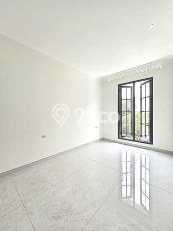 Rumah Luxury Modern Siap Huni di Bintaro Tangerang Selatan Rumah Luxury Modern Siap Huni di Bintaro Tangerang Selatan