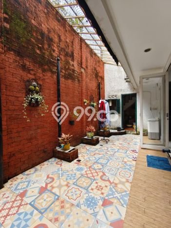 Jual Rumah Luas Elegan Dengan View Cantik di Sektor 6 - Bintaro, Tangerang Selatan Jual Rumah Luas Elegan Dengan View Cantik di Sektor 6 - Bintaro, Tangerang Selatan