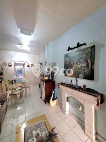 Hot Offer Hunian Premium Ideal dan Luas di Kebayoran Baru, Jakarta Selatan Hot Offer Hunian Premium Ideal dan Luas di Kebayoran Baru, Jakarta Selatan