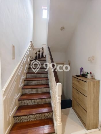 Jual Rumah Luas Elegan Dengan View Cantik di Sektor 6 - Bintaro, Tangerang Selatan Jual Rumah Luas Elegan Dengan View Cantik di Sektor 6 - Bintaro, Tangerang Selatan
