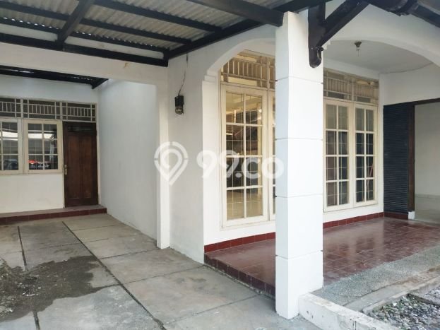 Jual Rumah Modern 4 KT di Bintaro, Tangerang Selatan Jual Rumah Modern 4 KT di Bintaro, Tangerang Selatan