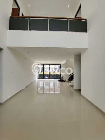 For Sale! Luxury House LT 180m2 Desain Modern di Sektor 9-Bintaro For Sale! Luxury House LT 180m2 Desain Modern di Sektor 9-Bintaro