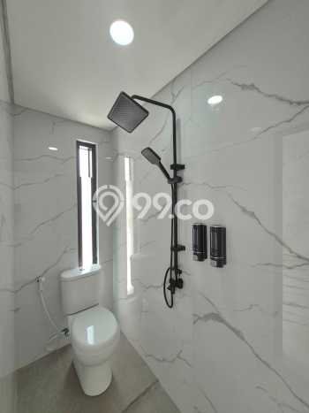 Rumah Elit Modern Tanpa Renovasi di Bintaro Tangerang Selatan Rumah Elit Modern Tanpa Renovasi di Bintaro Tangerang Selatan