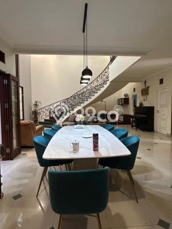 Jual Rumah Mewah Megah Dengan View Eksklusif di Sektor 9-Bintaro, Tangerang Selatan Jual Rumah Mewah Megah Dengan View Eksklusif di Sektor 9-Bintaro, Tangerang Selatan