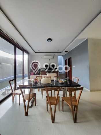 Jual Rumah Mewah Elegan Dengan View Cantik di Sektor 7-Bintaro, Tangerang Selatan Jual Rumah Mewah Elegan Dengan View Cantik di Sektor 7-Bintaro, Tangerang Selatan