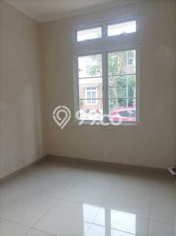Disewakan! Rumah 3 Kamar Tidur &
3 Kamar Mandi di Gading Serpong, Tangerang Disewakan! Rumah 3 Kamar Tidur &
3 Kamar Mandi di Gading Serpong, Tangerang