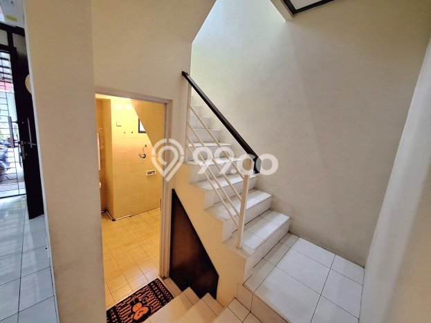 Jual Rumah Mewah Elegan Dengan View Cantik di BSD, Tangerang Jual Rumah Mewah Elegan Dengan View Cantik di BSD, Tangerang