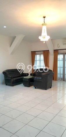 Hot Offer Hunian Mewah Ideal dan Luas di Menteng, Jakarta Pusat Hot Offer Hunian Mewah Ideal dan Luas di Menteng, Jakarta Pusat